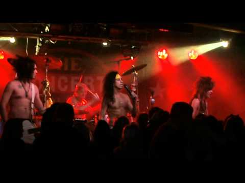 The Velcro Pygmies - Every Rose Has It's Thorn 1/24/2014 LIVE @ Concert Pub North