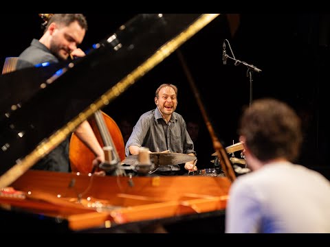 Ari Hoenig Trio - "Nominor" @ musig im pflegidach, Muri