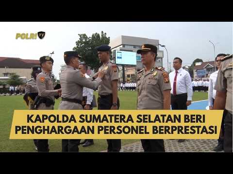 KAPOLDA SUMATERA SELATAN BERI PENGHARGAAN PERSONEL BERPRESTASI