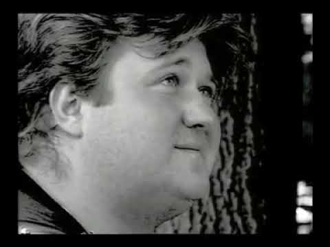 ALKEHOL - Pivo dělá hezká těla