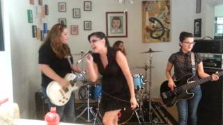 Go Betty Go - You Want It All 09/12/2015