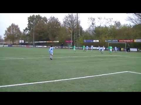 SVI E2-OWIOS E1. Competitie.1e helft.15-11-2014. Eindstand 2-2.