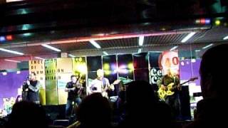 21-11-08 Tu eres el mejor.Celtas Cortos. Corte Ingles Valladolid