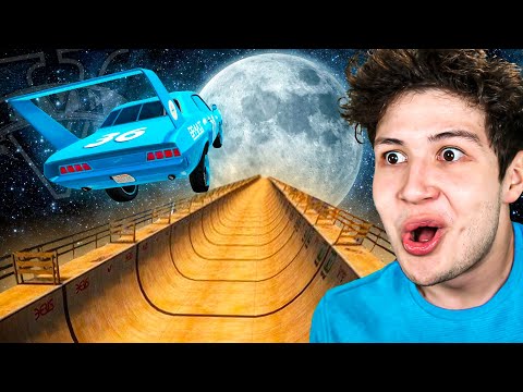 JUMPING off the BIGGEST MEGA RAMP in GTA 5! 🚘🌕 (Mods)