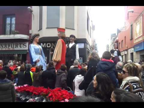 gegants de Malgrat ballant per la fira de st Nicol