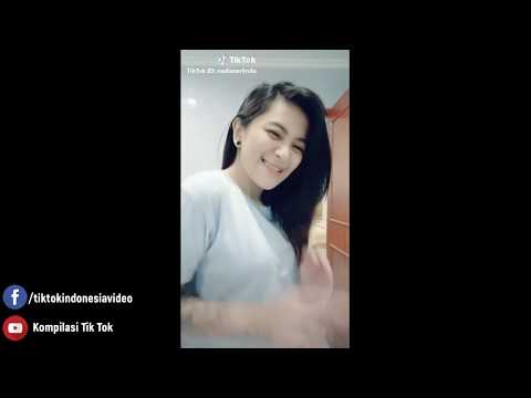 download lagu mp3 mp4 Video Tik Tok Bisane Mung Nyawang, download lagu Video Tik Tok Bisane Mung Nyawang gratis, unduh video klip Video Tik Tok Bisane Mung Nyawang