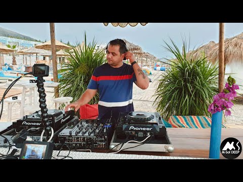 Darles Flow -  Deep House Soulful Mix ( Live Beach Session)
