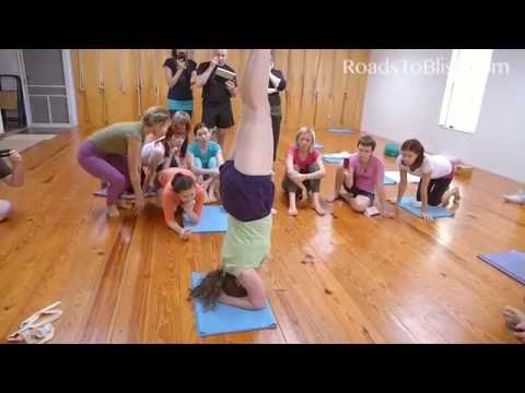 Part 2 Salamba Sirsasana (new version) with Lois Steinberg, Iyengar Yoga Teacher