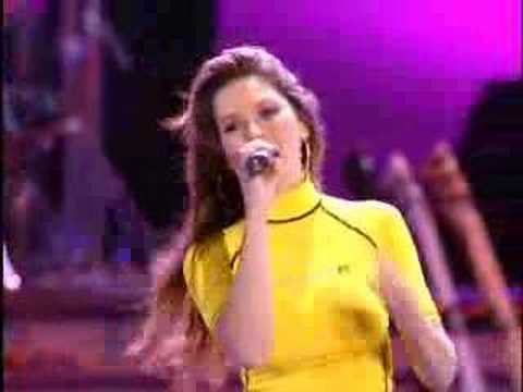 Shania Twain - That Don't Impress Me Much (Live in Chicago - 2003)