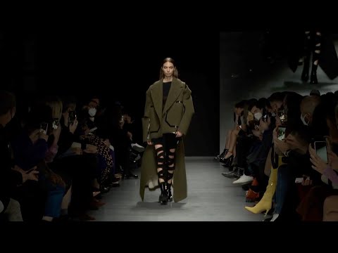 Budapest Select Fall/Winter 2022 Runway | Milan Fashion Week | VRAI Magazine