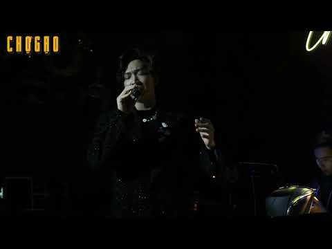 Thể hiện bởi Tăng Phúc