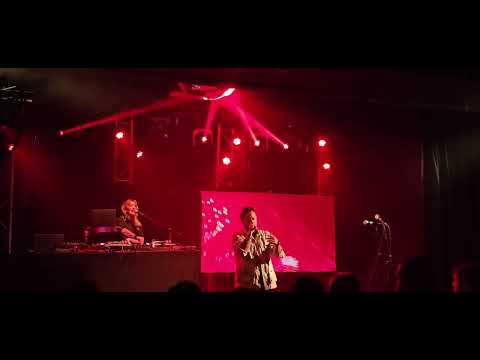 Supa Mana - Au Loin (feat. Volodia) (2/7) Live Badaboum Paris 20231012 210314 HD