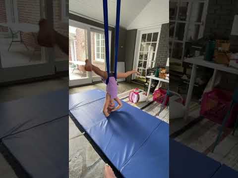 5 simple aerial hammock tricks