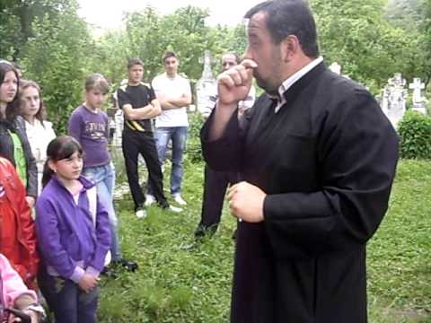 Vizita la Biserica veche de lemn din Jupanesti - Arges (I)