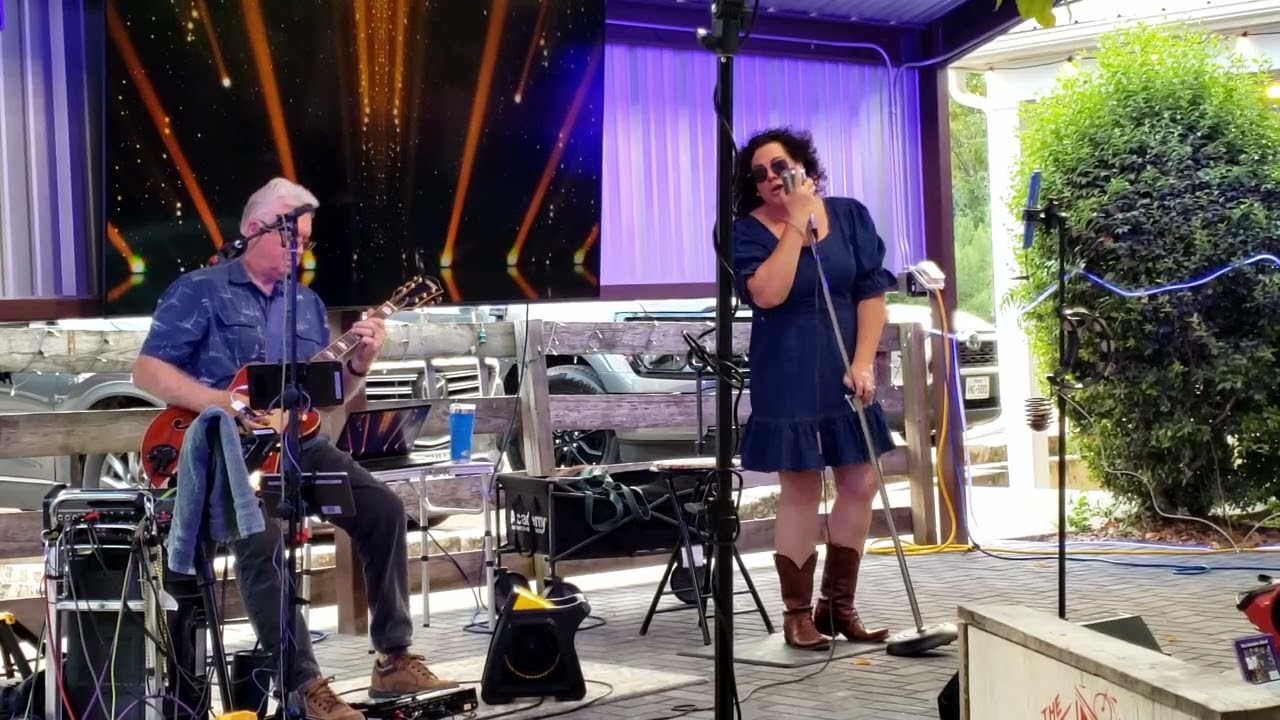 Promotional video thumbnail 5 for The Decades Band