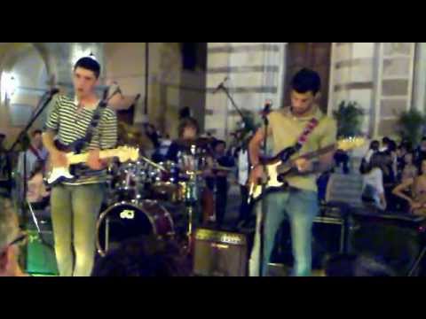 Revolution n.9 - Miss you (Live in Grosseto - Piazza Dante)