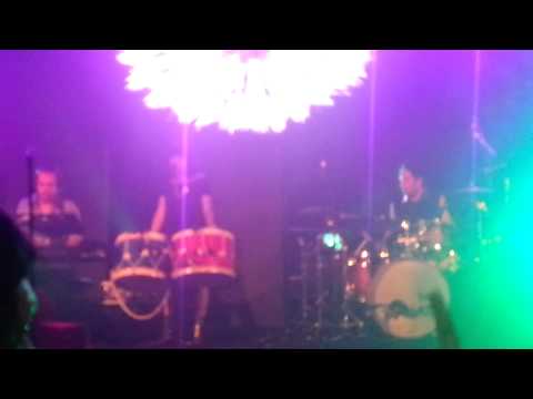 Amor Electro Concerto