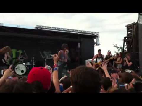 Mayday parade- oh well, oh well (live vans warped tour 2012)