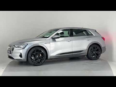 Audi e-tron SPORT 50 QUATTRO**NEW 22'' BLACK ALLOY - Image 2