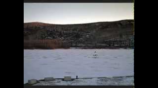 preview picture of video 'Nenana River  Ice 21 MAR 15'