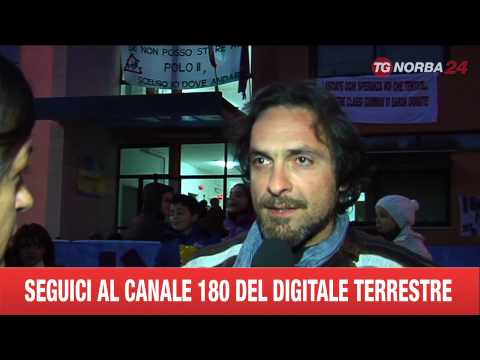 PROTESTA SCUOLA CASARANO