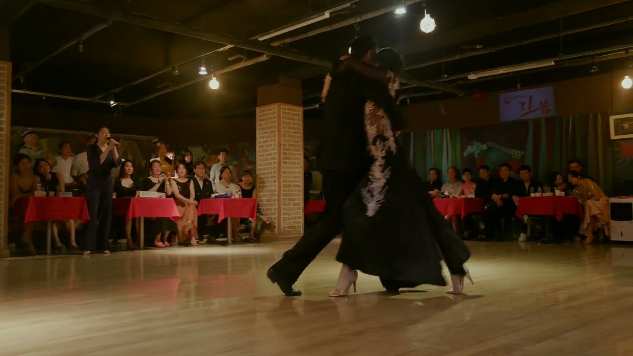 Video thumbnail for 대전탱고 특별밀롱가 (2025/05/13) #3 Iara Duarte & Jesus Paez with Mina