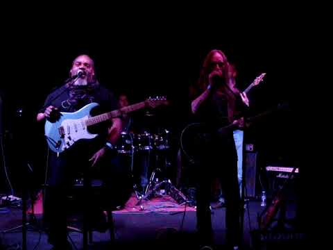 Zappatika ft Ike Willis - "City Of Tiny Lites" (edit) (Liverpool 16th Nov 2018)