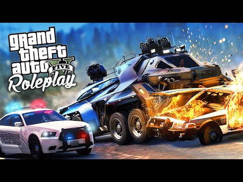 TROLLING THE COPS WITH AN ARMORED 8X8 - GTA RP