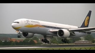 preview picture of video '[FULL HD] JET AIRWAYS 777-300 IMPRESSIVE LANDING BRUSSELS ZAVENTEM INT'L AIRPORT RW25L'