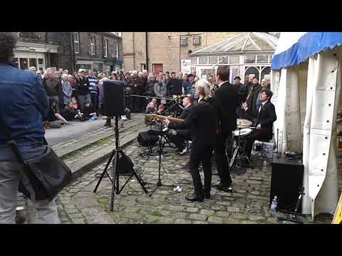 Tom Seals Band at Marsden Jazz Festival