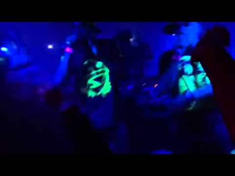 Virus syndicate @whp 03/11/12