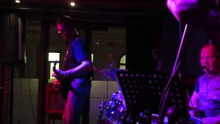 Murriganes : Find a lady, Live at Petrelli, Oulu