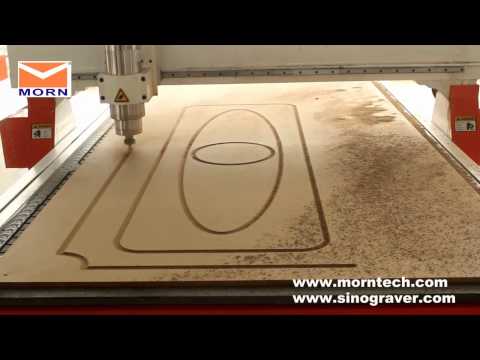 3d wood carving cnc machine cutting the wood door