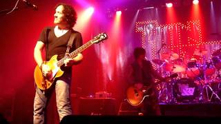 THIN LIZZY - Still In Love With You - Paris 2011