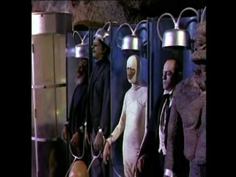 Thumbnail of the video: SANTO & BLUE DEMON VS LOS MONSTRUOS (The Monsters)