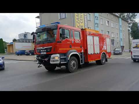 [POŻAR ZBOŻA I KOMBAJNU] Przejazd alarmowy sekcji gaśniczej z JRG Chodzież