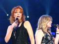 Kelly Clarkson & Reba McEntire - Because Of You ...