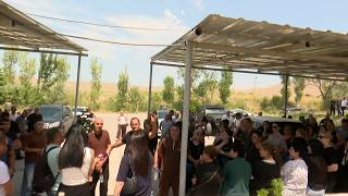 «Ավտոների տակ պառկելու ենք, ճանապարհները փակելու ենք». բողոքից հետո միայն բացվեց «Արարատցեմենտը»