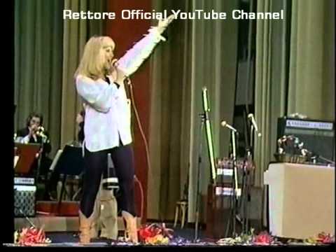 Donatella Rettore - Oh Carmela live da Sanremo 77 HD (Versione integrale, inedita, con votazione)