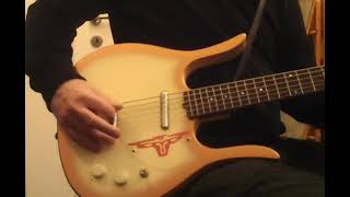 Video thumbnail for Jerry Jones Longhorn Six String Bass by WB Guitar