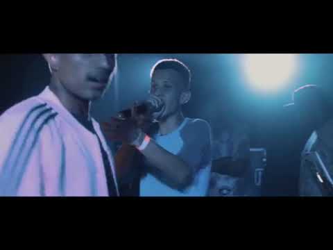 Samurai vs Dreka  Tank vs Museu