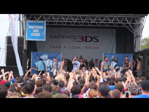 The Wonder Years - "Local Man Ruins Everything" live from Vans Warped Tour 2011