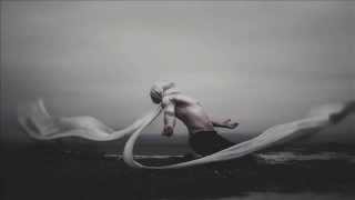 UNKLE (feat.Ian Brown) - Reign