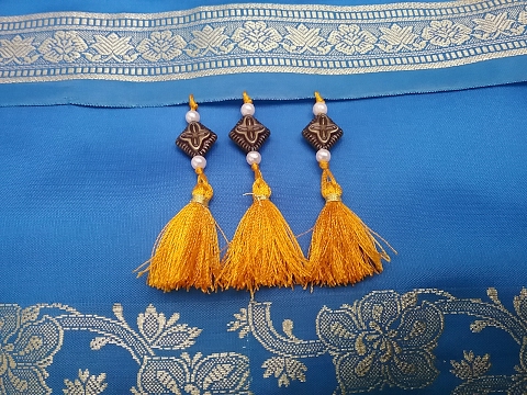 How to make saree kuchu l DIY saree tassels l silk thread saree kuchu l  saree kuchu design  # 11 Video