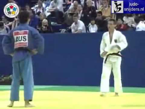 Judo 2009 Paris: Decasanove (AUS) - Wandtke (GER) [-66kg].