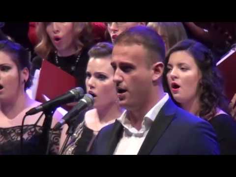 Hor Menada- Amazing Grace