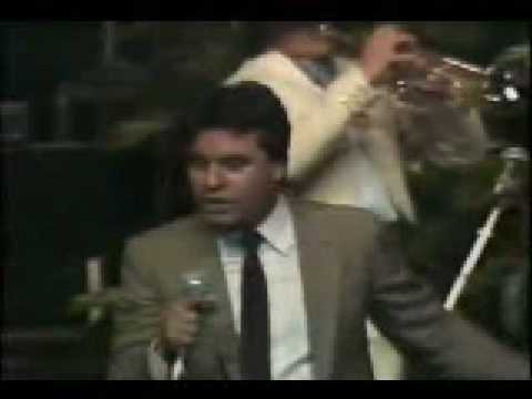 Juan Gabriel - La Farsante