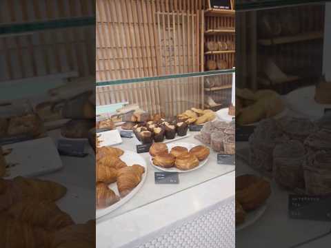 Addresses in description! #chicagofoodie #chicago #bakery