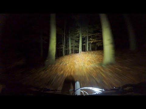 A night ride on Singletrack Cerová dráha with Lucifer L headlamp