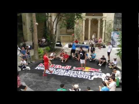 Red Bull Street Style 2012 Pawel Skora (Pol) Vs (Col) Crasso Msl - IRONMAN BATTLE Lecce, Italy